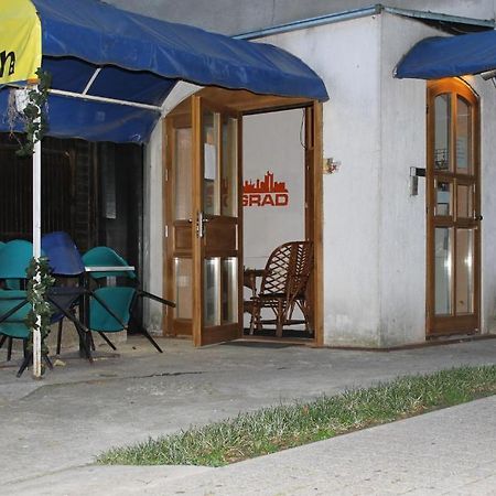 Tash Inn Hostel Belgrado Exterior foto