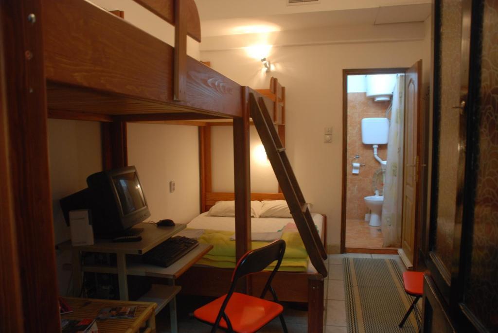 Tash Inn Hostel Belgrado Habitación foto