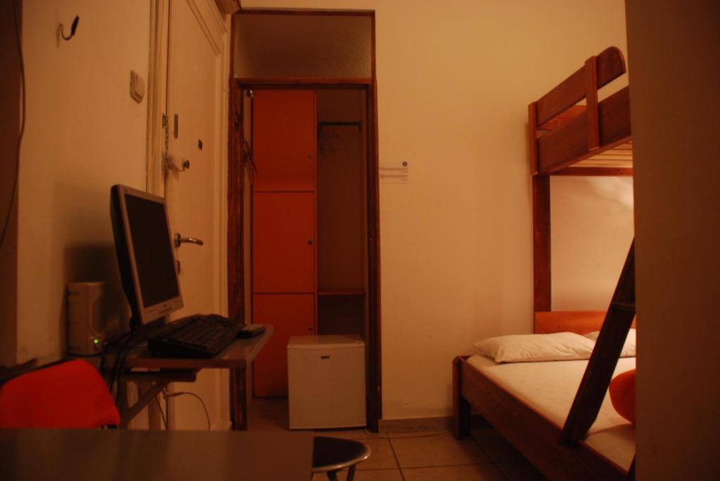 Tash Inn Hostel Belgrado Habitación foto